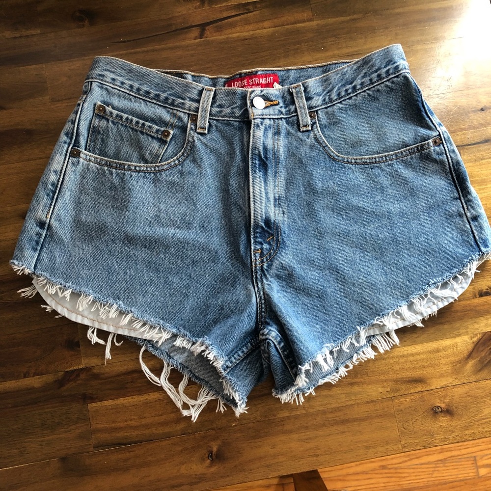 CLEARANCE 5 for $20 SALE Levi’s 569 Denim Shorts | 32 | G1-13